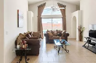 121 S Roma Way, Kissimmee, FL 34746 - Photo 3