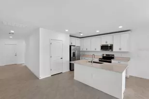 9509 Vibrant Ln, Venice, FL 34292 - Photo 3