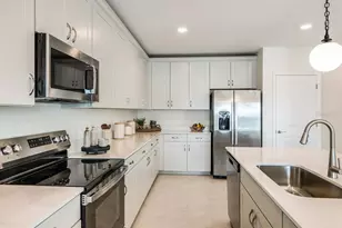 9617 Vibrant Ln, Venice, FL 34292 - Photo 3