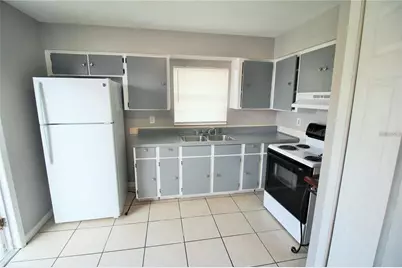 9418 N 50th Street #B, Tampa, FL 33617 - Photo 5