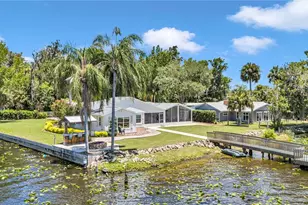 1645 Spring Garden Dr, Astor, FL 32102 - Photo 3