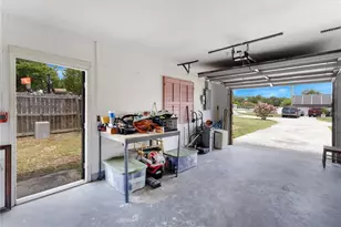 712 Oak Ln, Groveland, FL 34736 - Photo 17