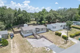 242 Skyline Dr, Lady Lake, FL 32159 - Photo 3