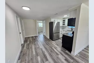 4843 Camphor Avenue, Sarasota, FL 34231 - Photo 5