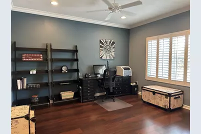 4811 Silvermoss Drive, Sarasota, FL 34243 - Photo 3