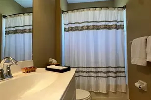 4811 Silvermoss Dr, Sarasota, FL 34243 - Photo 59