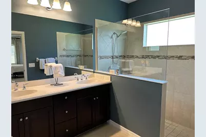 4811 Silvermoss Drive, Sarasota, FL 34243 - Photo 47