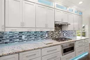 12347 Hollybush Terrace, Bradenton, FL 34202 - Photo 15