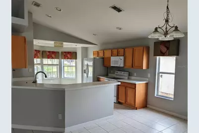 732 Henley Circle, Davenport, FL 33896 - Photo 3