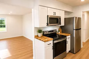 1016 W 8th St, Sanford, FL 32771 - Photo 3