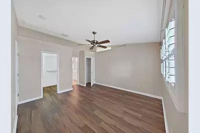 6122 Gentle Ben Circle, Wesley Chapel, FL 33544 - Photo 11