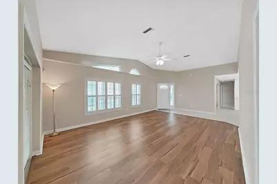 6122 Gentle Ben Circle, Wesley Chapel, FL 33544 - Photo 9