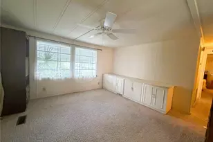 209 Jacaranda Dr, Leesburg, FL 34748 - Photo 11