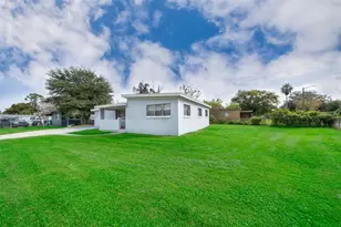 1213 Lawne Blvd, Orlando, FL 32808 - Photo 17
