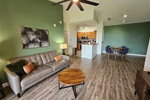 8335 38th St Cir E, Sarasota, FL 34243 - Photo 3