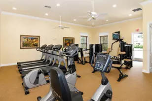 8335 38th St Cir E, Sarasota, FL 34243 - Photo 25