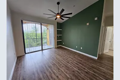 8335 38th Street Circle E #305, Sarasota, FL 34243 - Photo 5