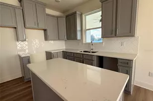 13763 Emerald Flds Dr, Hudson, FL 34667 - Photo 3