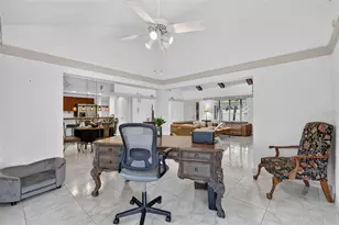 21 Townhill Dr, Eustis, FL 32726 - Photo 9