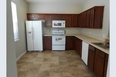 3911 Pemberly Pines Circle, Saint Cloud, FL 34769 - Photo 3