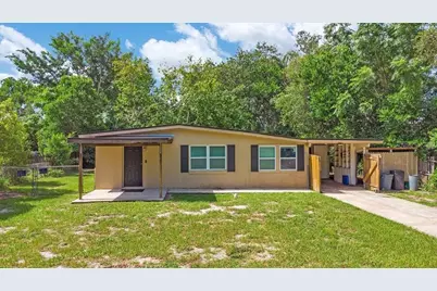 310 E 6th Street, Chuluota, FL 32766 - Photo 1