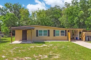 310 E 6th St, Chuluota, FL 32766 - Photo 1
