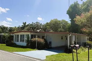 203 Aspen Cir, Leesburg, FL 34748 - Photo 3