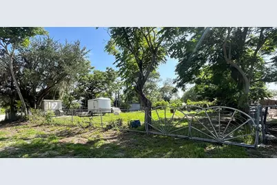 9315 Kissimmee St, New Port Richey, FL 34654 - Photo 1