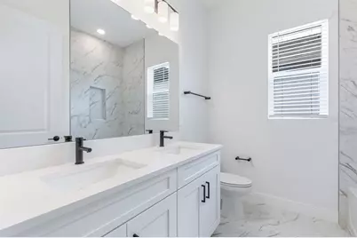 17536 Macarthur Loop, Venice, FL 34293 - Photo 11