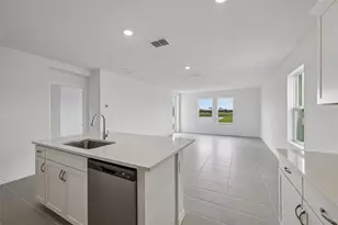 9014 Optimist Wy, Palmetto, FL 34221 - Photo 5