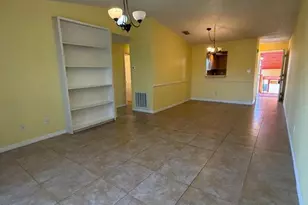 2975 S Ferncreek Ave, Orlando, FL 32806 - Photo 3