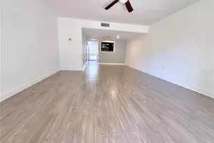 5111 Eaglesmere Dr, Orlando, FL 32819 - Photo 3