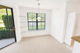 8341 38th St Cir E, Sarasota, FL 34243 - Photo 5