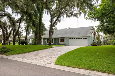 615 Valle Vista Drive, Brandon, FL 33511 - Photo 1