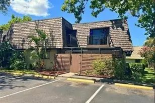 15202 E Pond Woods Dr, Tampa, FL 33618 - Photo 1