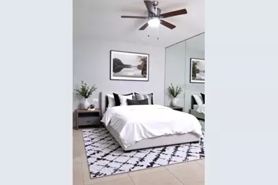 15202 E Pond Woods Drive #9, Tampa, FL 33618 - Photo 11