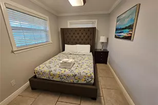 2130 Pinehurst St, Sarasota, FL 34231 - Photo 17