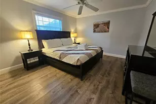 2130 Pinehurst St, Sarasota, FL 34231 - Photo 19