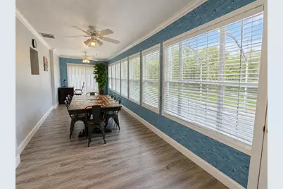 2130 Pinehurst Street, Sarasota, FL 34231 - Photo 9
