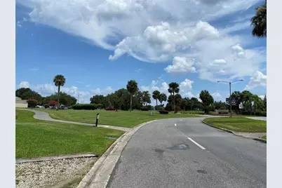 1953 The Oaks Boulevard, Kissimmee, FL 34746 - Photo 5