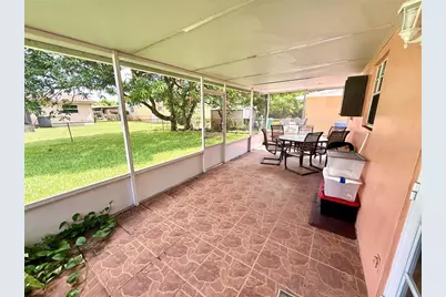 2241 NW 190th Terrace, Miami Gardens, FL 33056 - Photo 25