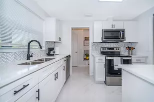 5815 Wolf Rd, Orlando, FL 32808 - Photo 13