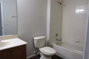 3108 Wentworth Ln, Kissimmee, FL 34741 - Photo 13