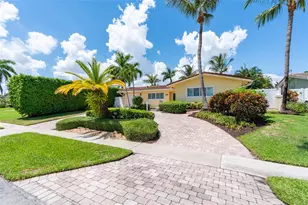 1271 SW 9th St, Boca Raton, FL 33486 - Photo 1