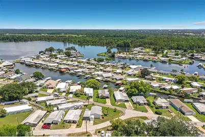 1521 Lakeview Drive, Tavares, FL 32778 - Photo 3