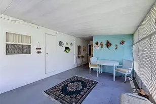 1521 Lakeview Dr, Tavares, FL 32778 - Photo 5