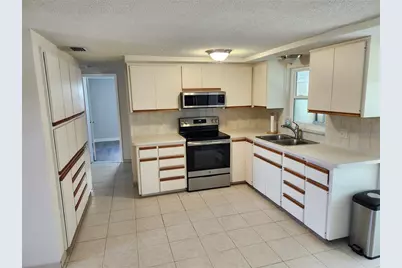 6144 Sapphire Drive, New Port Richey, FL 34653 - Photo 13