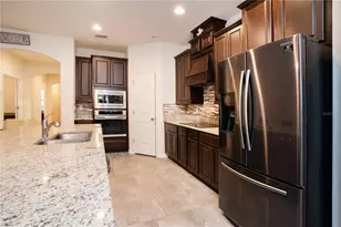 4004 Prima Lago Cir, Lakeland, FL 33810 - Photo 9