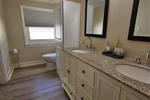 2436 Arapaho St, Sarasota, FL 34231 - Photo 13
