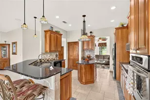 1833 Shore Line Dr, Leesburg, FL 34748 - Photo 11